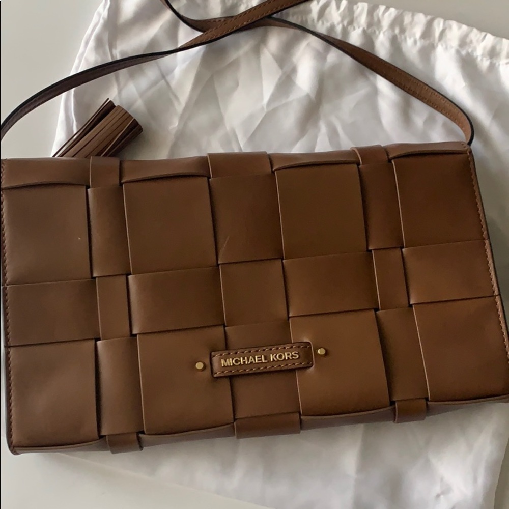 Michael Kors leather purse - Picture 3 of 8